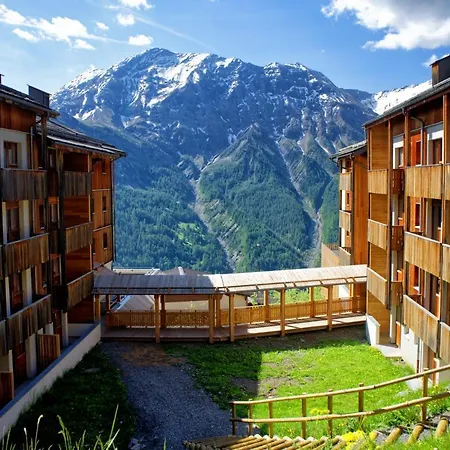 Apartmanhotel Vacanceole - Les Etoiles D'orion 3*